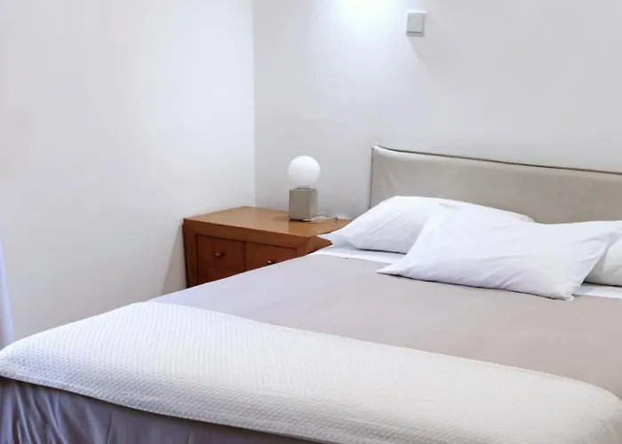 Jan House Semesterbostad *